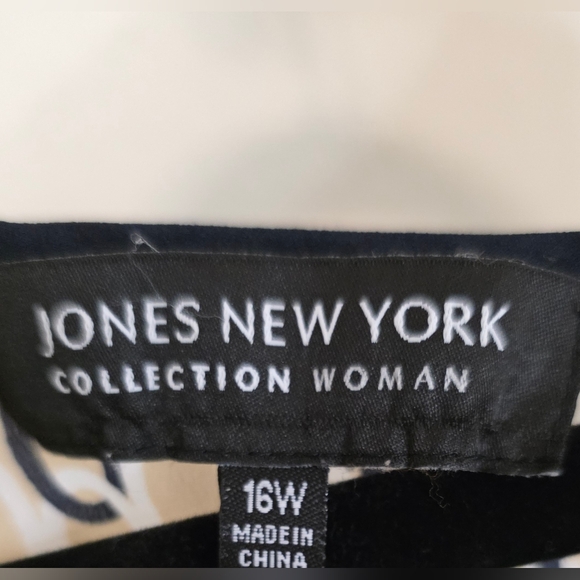 Jones New York Woman Sleeveless Blouse 16W Black Beige Geometric Chain Print - Picture 5 of 7